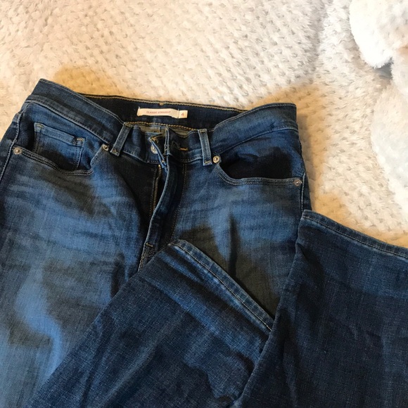 JEANS - Picture 3 of 5